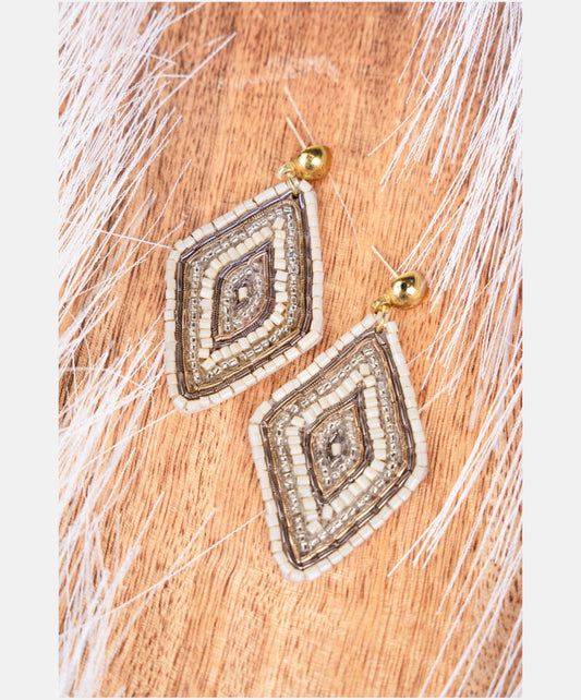 DAKOTA IVORY DIAMOND SHAPE SEED BEAD EARRINGS